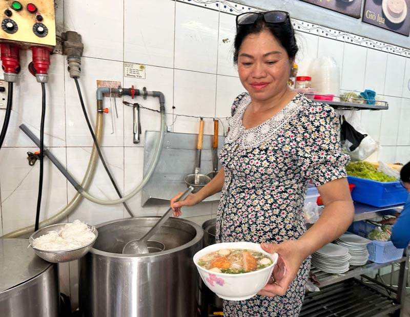Ba Chieu vermicelli, more than half a century associated with Bac Hai 3 residential area