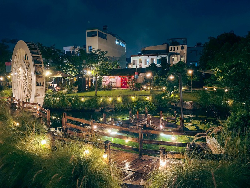 Sip coffee at May Farm with green space in the middle of Saigon 10