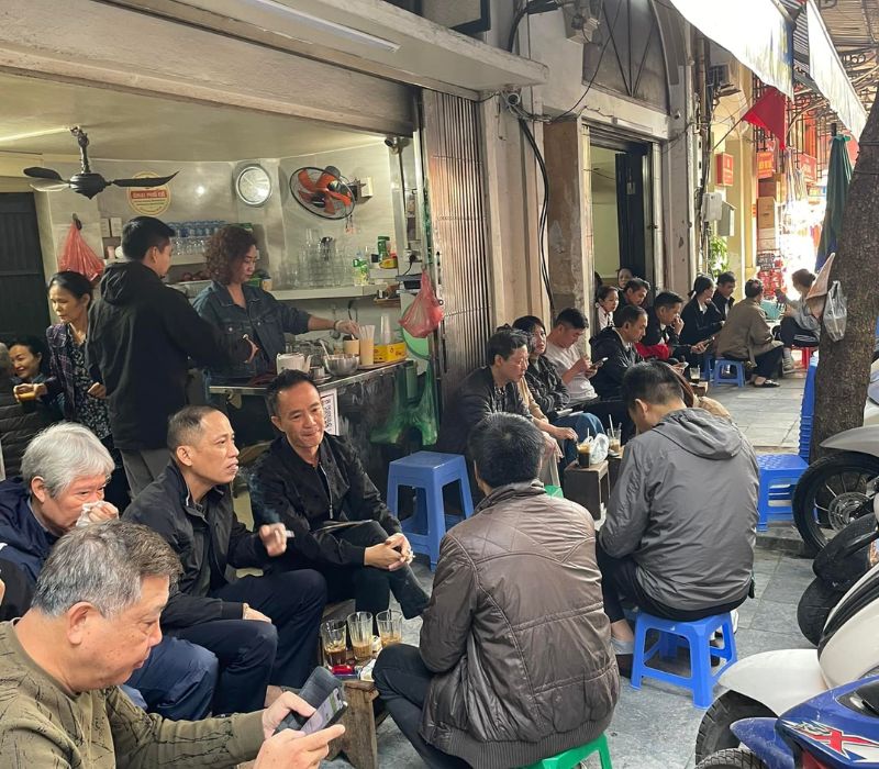Check out the top 12 most famous old town cafes in Hanoi 15