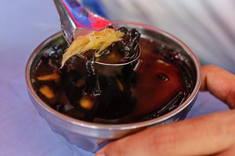 Chicken poop sweet soup, a sweet soup that attracts diners because of its strange and ugly name 2