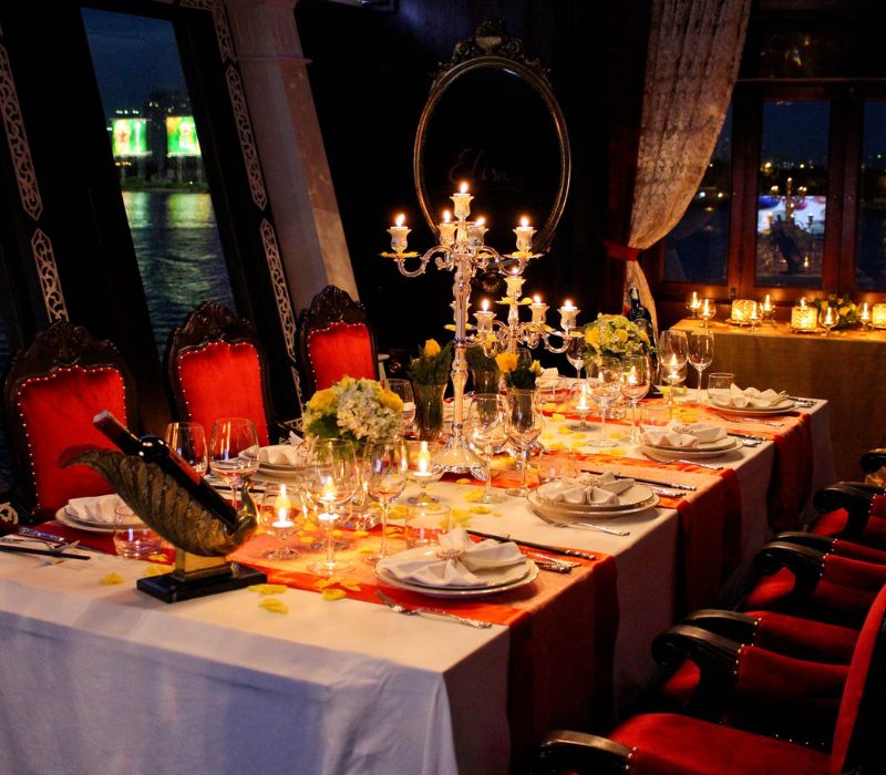 Elisa Floating Restaurant, the most luxurious culinary space in Saigon 5
