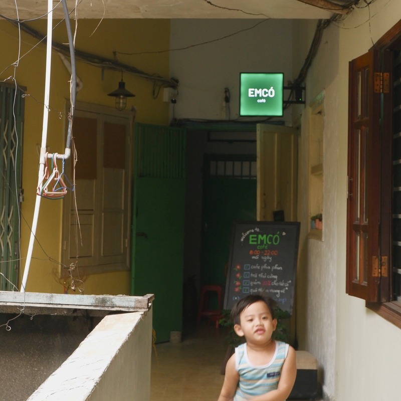 I have a cozy cafe like a small house in the heart of Saigon 5