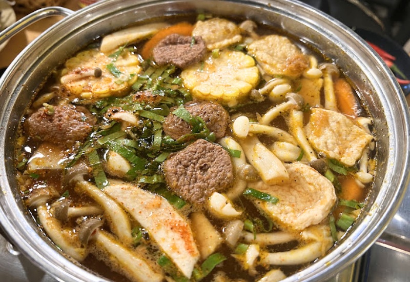 Top 13 vegetarian hotpot restaurants in Thu Duc that are delicious, delicious, and addictive to eat 2
