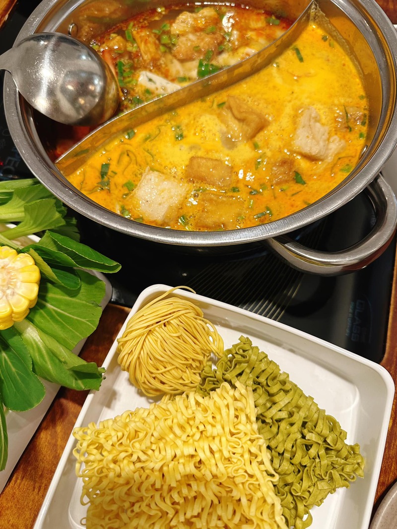 Explore the world of vegetarian hotpot in District 7 with top impressive delicious restaurants 2