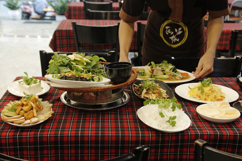 Explore the world of vegetarian hot pot in District 7 with top impressive delicious restaurants 3