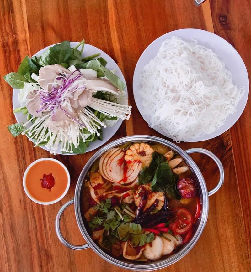 Explore the world of vegetarian hotpot in District 7 with top impressive delicious restaurants 6
