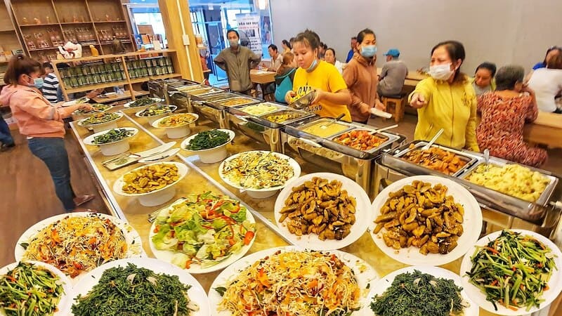 Be happy at Man Tu Vegan, a vegetarian restaurant of your choice in the heart of Saigon 3