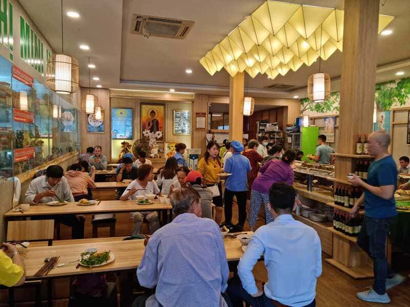 Have fun at Man Tu Vegan, a vegetarian restaurant of your choice in the heart of Saigon 6
