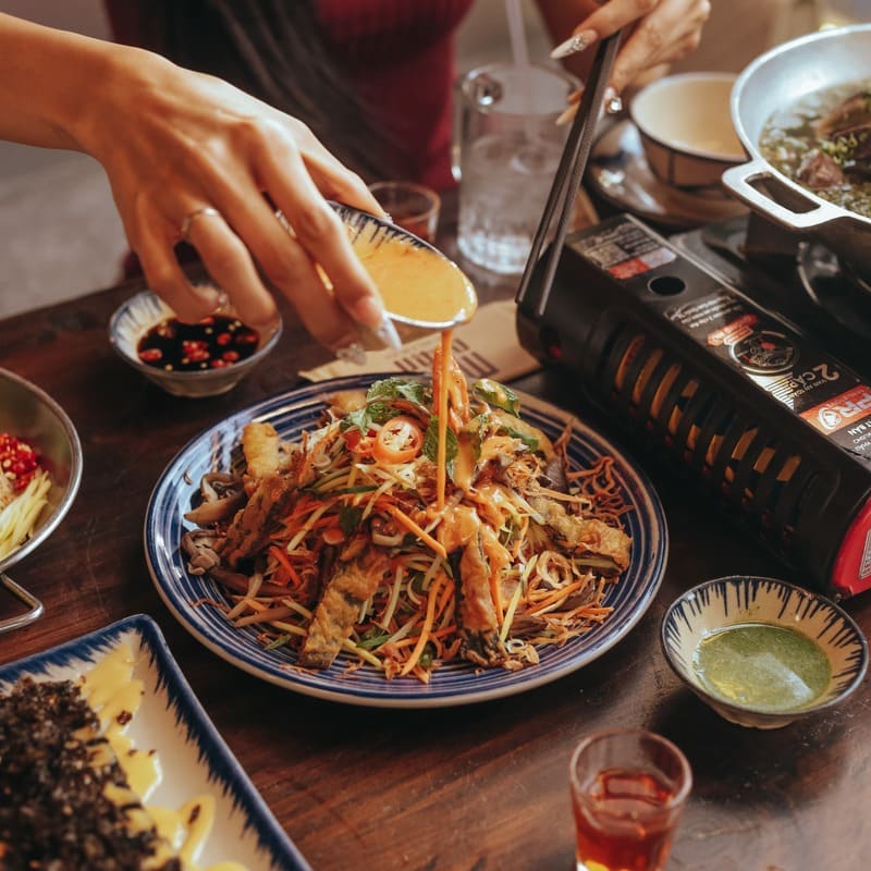 Men Quan - A very chill Vietnamese-style pub on the banks of Hoang Sa 10 embankment