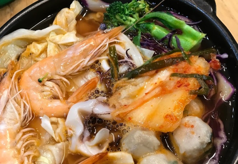 Top 12 Saigon spicy noodle shops that are rich and delicious and forget the way back 12