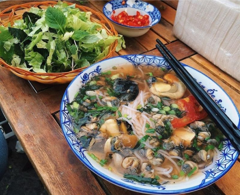 Top 9 Hanoi dishes that you will remember forever when you travel far away from the capital's cuisine 10