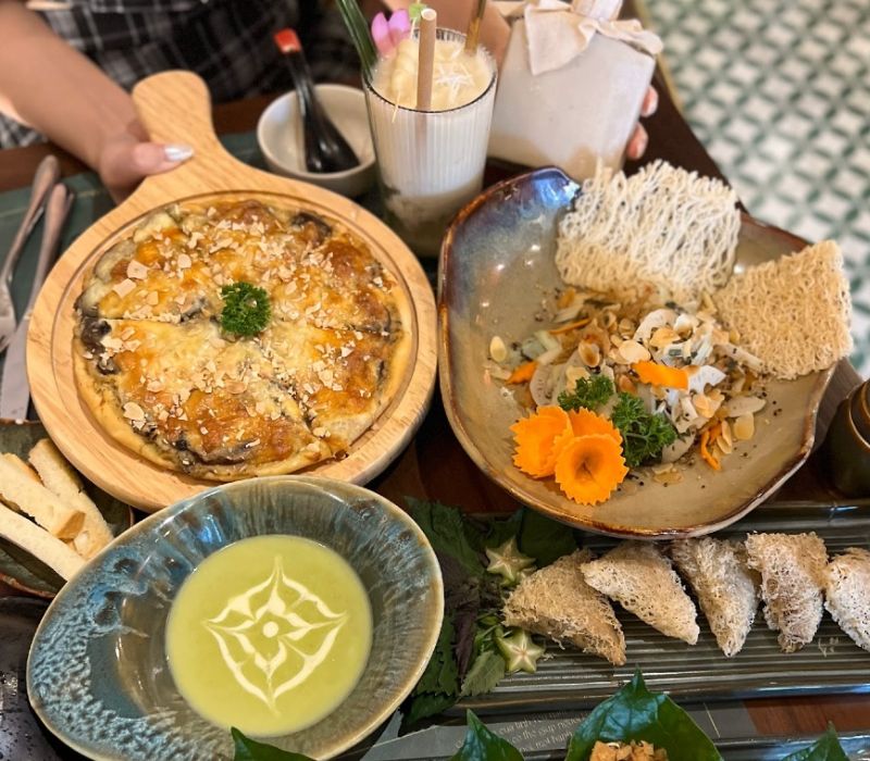 12 vegetarian restaurants in Hanoi that will make you fall in love from the first time you try them 3
