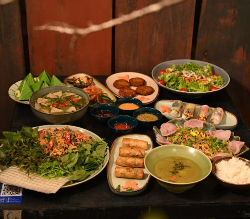 12 vegetarian restaurants in Hanoi that will make you fall in love from the first time you try them 7