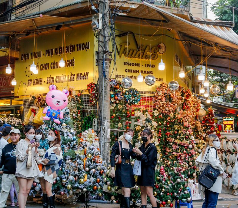 Where to go for Christmas in Hanoi? Top 15 hottest check-in spots this Christmas 6