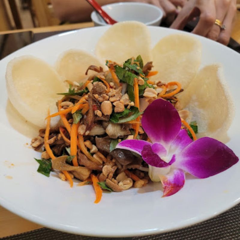 9 vegetarian restaurants in District 4 for the experience of enjoying healthy cuisine 3