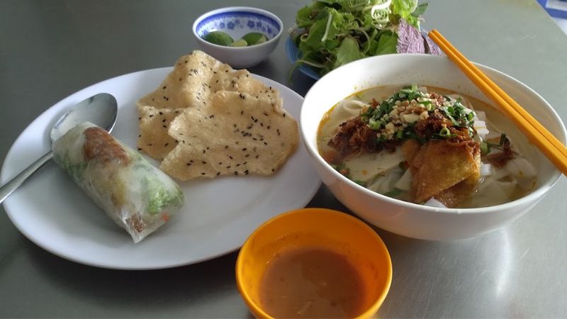 Top 9 delicious Thu Duc vegetarian restaurants, affordable prices 8