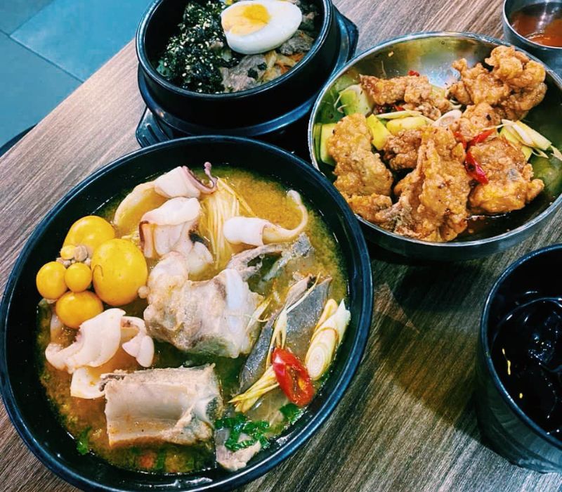Top 10+ spicy noodle shops in Hanoi that are most popular with diners 9