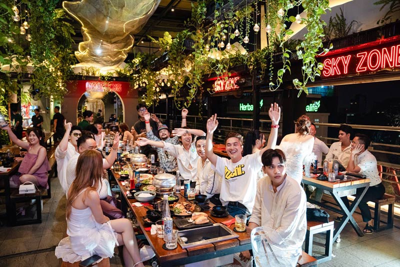 Top 8 delicious pubs in District 3 famous for Saigon 8
