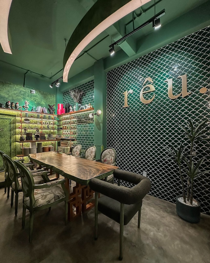 Moss Coffee, a special coffee shop in the heart of bustling Saigon 6