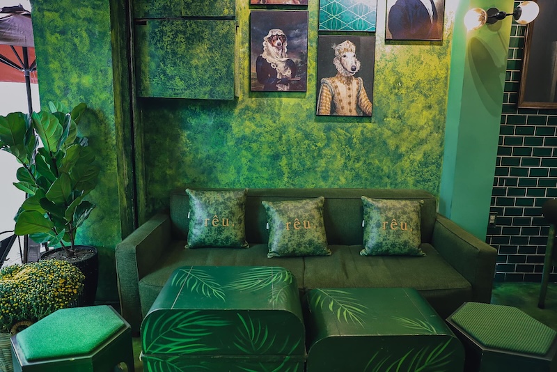 Moss Coffee, a special coffee shop in the heart of bustling Saigon 5