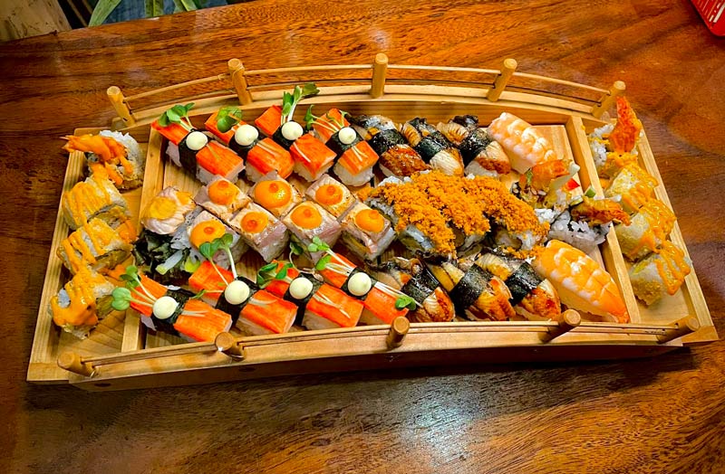 Top 8 sushi restaurants in District 2 for fresh food lovers 4