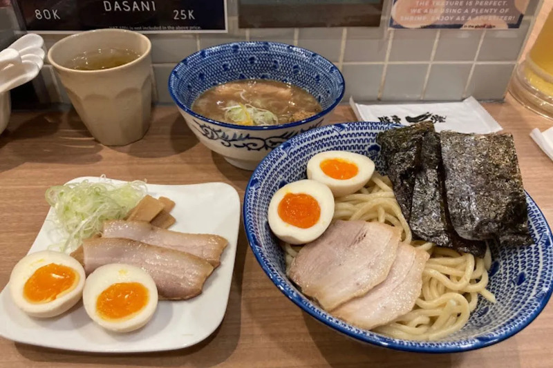 8 places to enjoy authentic, delicious ramen in District 1 8