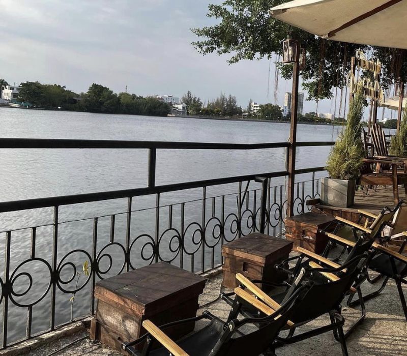 Coffee shop under the trees, sunset paradise in Binh Quoi 7