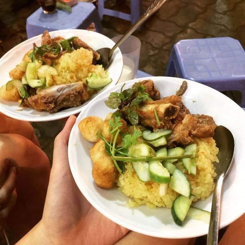 Search for the 8 best late night sticky rice restaurants in Hanoi 8