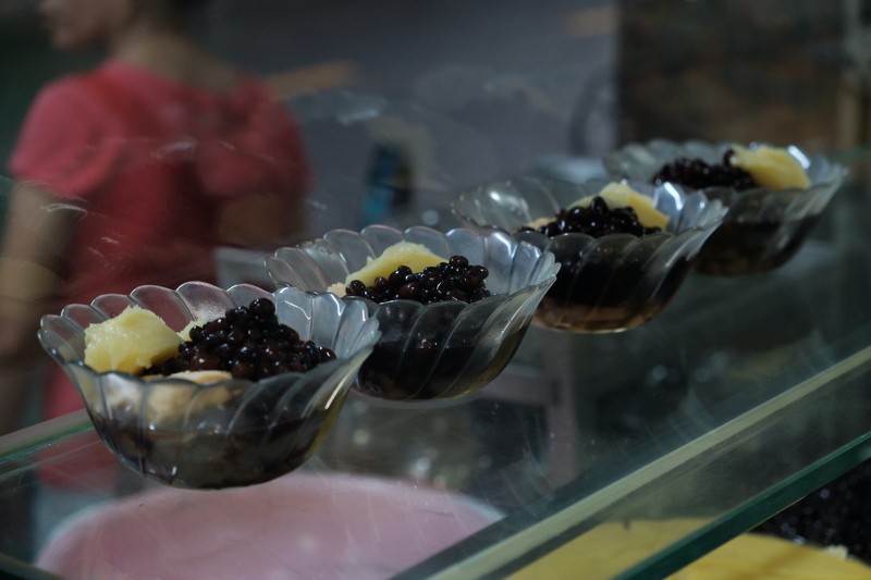 Coconut and durian sticky rice, a unique and addictive dish 9