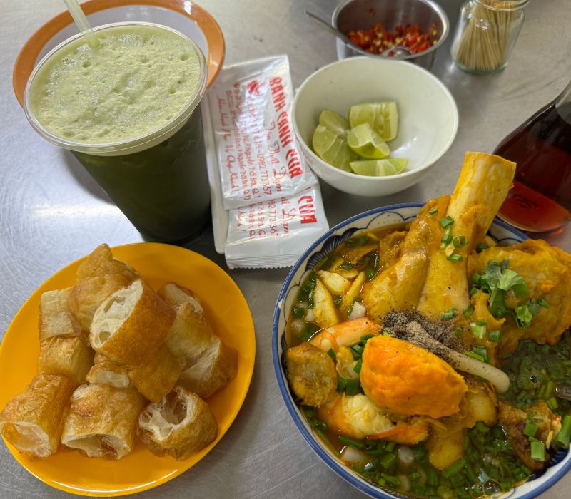 Tell you 9 delicious, nutritious, cheap breakfast restaurants in District 1 8