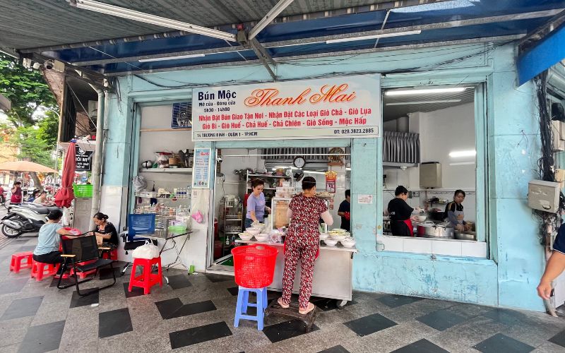 Tell you 9 delicious, nutritious, cheap breakfast restaurants in District 1 5
