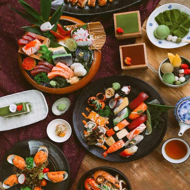 Discover 17 famous delicious lunch restaurants in District 1 8
