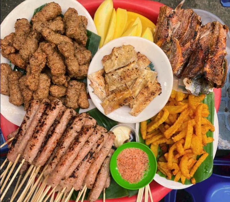 Get full with 15 super delicious Hanoi snack shops for you 11