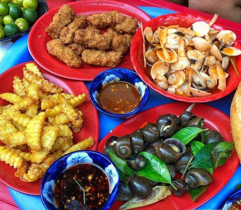 Get full with 15 super delicious Hanoi snack shops for you 15