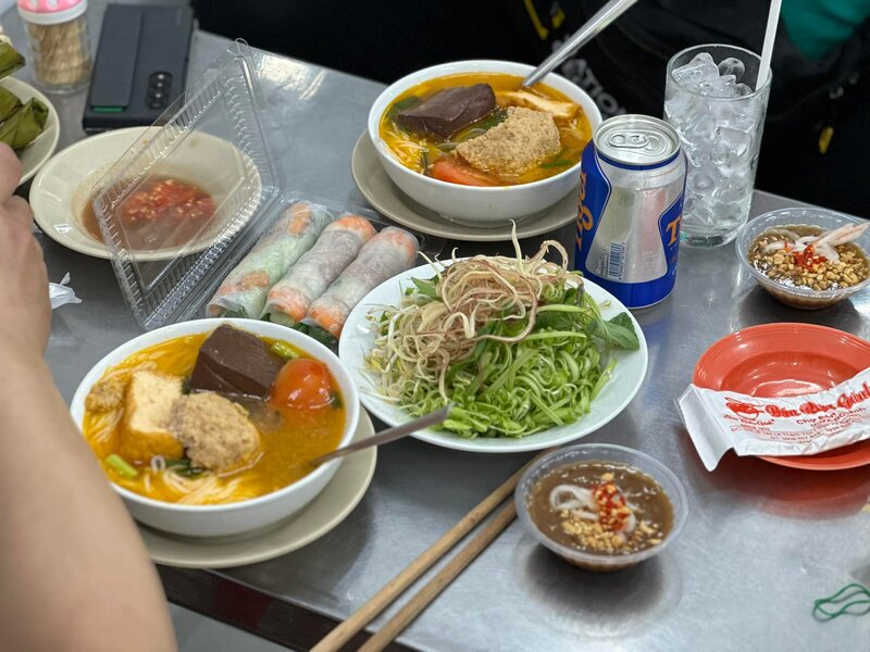 The flavor of vermicelli noodles Ganh Ben Thanh market 40 years old 9