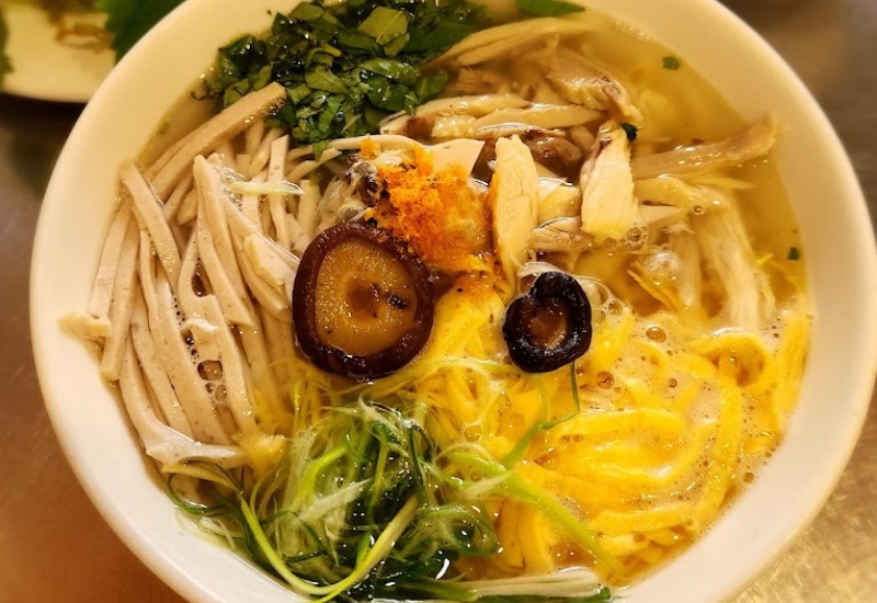 Save now 14 delicious bun thang restaurants in Saigon, authentic Northern 9 flavor