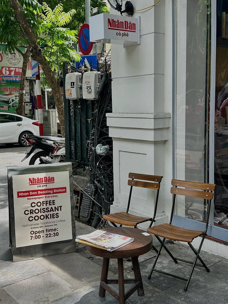 Nhan Dan Coffee, an impressive reading station at a famous newspaper office 2