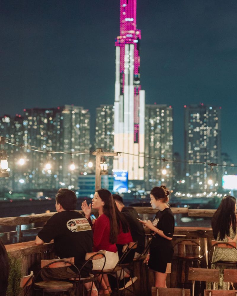 Discover 9 Saigon rooftop cafes with the best views 4