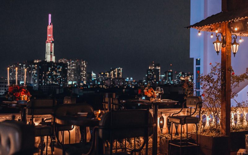 Discover 9 Saigon rooftop cafes with the best views 7