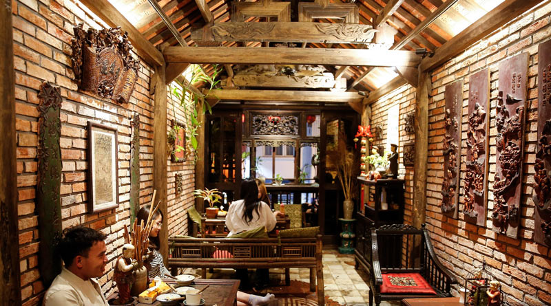 List of famous delicious hot sweet soup shops in Hanoi 9