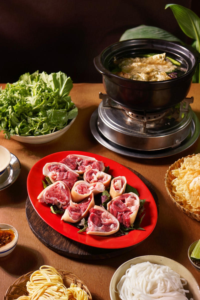 Pocket 8 delicious, quality hot pot restaurants in the heart of Saigon 4
