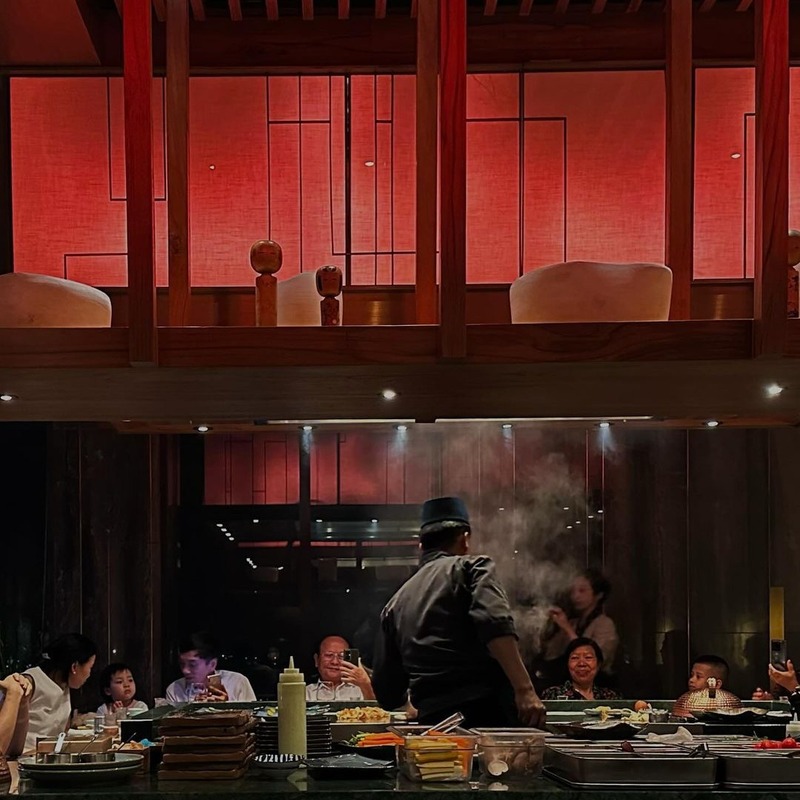Mizumi Westlake is a space of Japanese cuisine overlooking West Lake 2