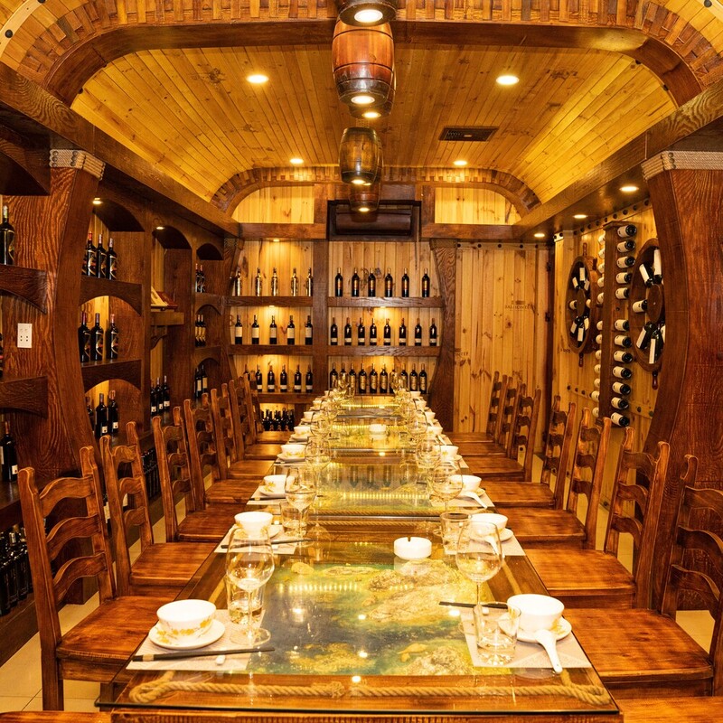 Top 8 restaurants in District 10 to experience regional cuisine 4