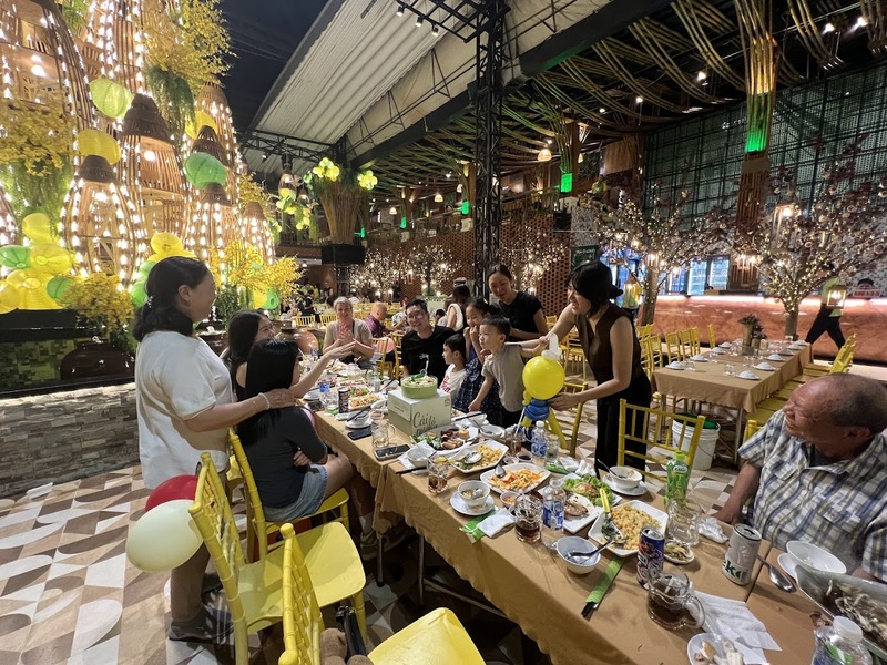 Top 8 restaurants in District 10 to experience regional cuisine 7