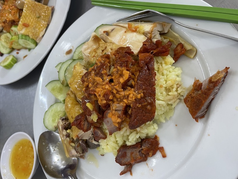 Top 13 famous restaurants in District 5 with local people 13