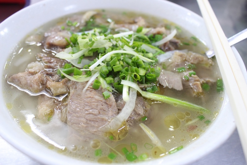 Top 13 famous restaurants in District 5 with locals 14
