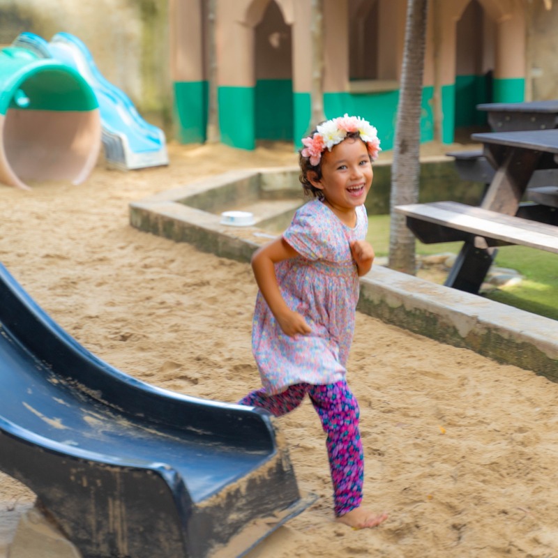 Suggested 9 cafes with play areas for children to have fun and keep the whole family healthy 2