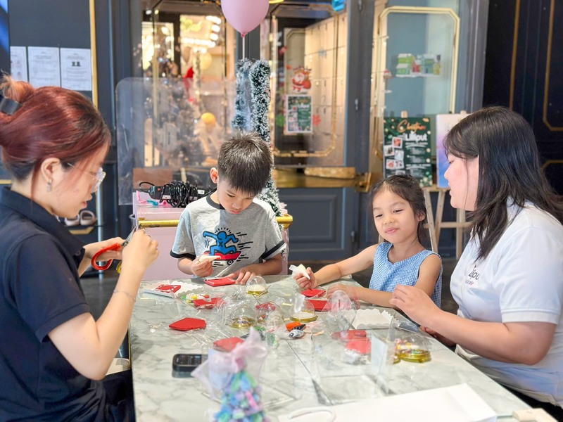 Suggested 9 cafes with play areas for children to have fun and healthy for the whole family 5