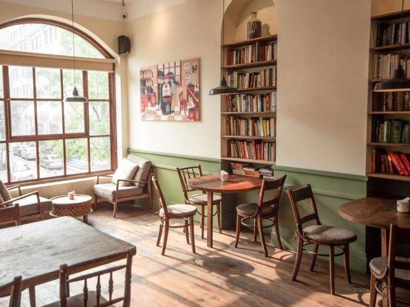 'Get dressed' and visit 10 cafes open during Tet in Hanoi 6