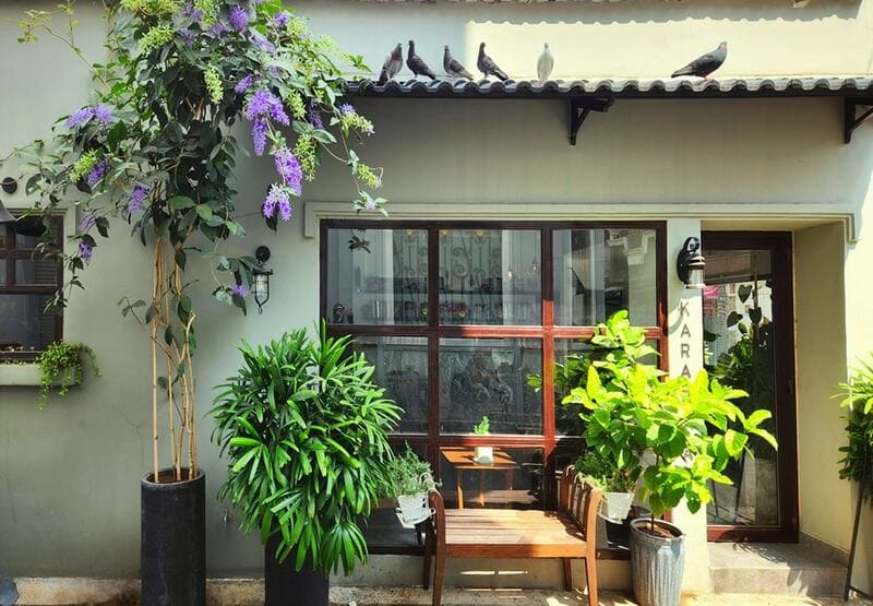 Search for 10 Tan Binh cafes with delicious water and beautiful views 11